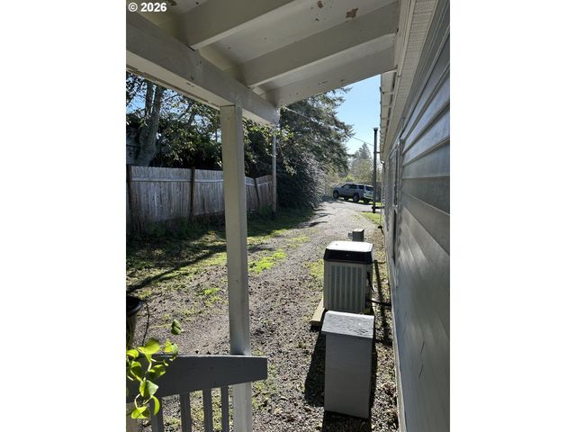 96465 COVERDELL Rd 20, Brookings, OR 97415