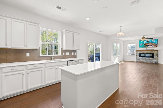 1072 Willow Bend Drive, Fort Mill, SC 29708