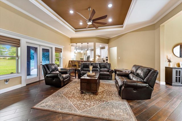9025 Water Buck Lane, Conroe, TX 77303