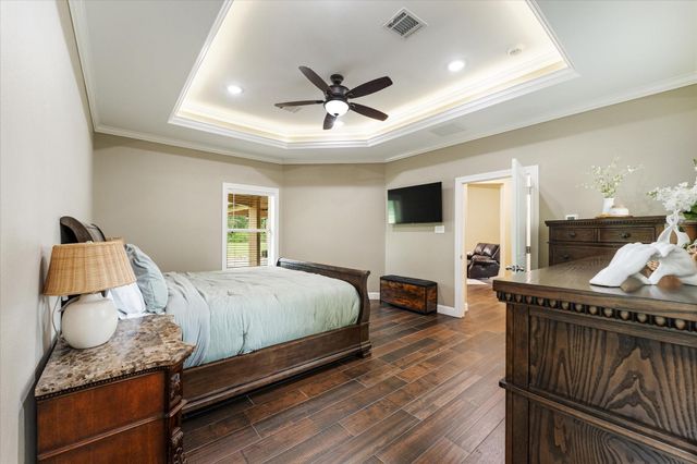 9025 Water Buck Lane, Conroe, TX 77303