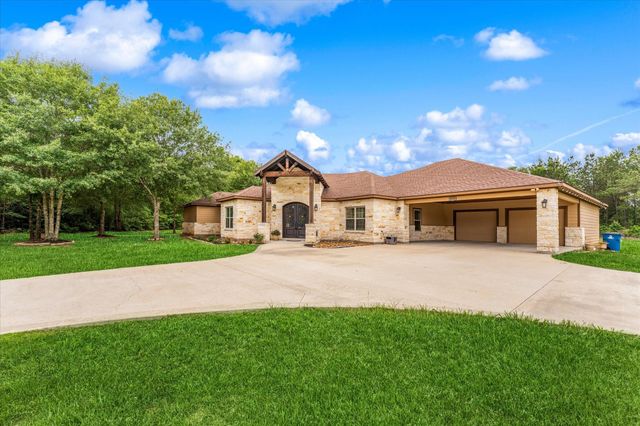 9025 Water Buck Lane, Conroe, TX 77303