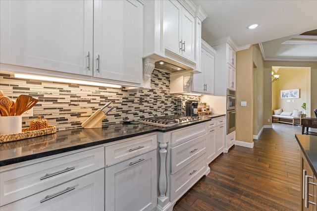 9025 Water Buck Lane, Conroe, TX 77303