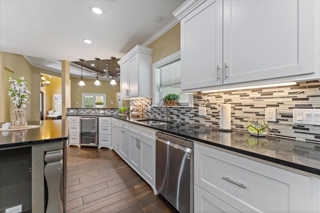 9025 Water Buck Lane, Conroe, TX 77303