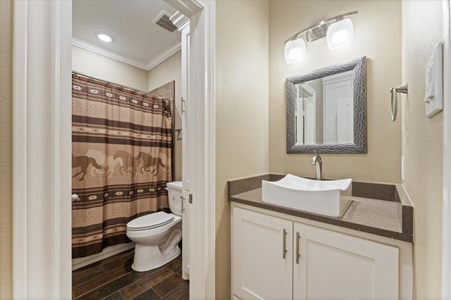 9025 Water Buck Lane, Conroe, TX 77303
