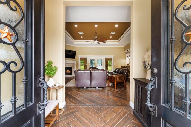 9025 Water Buck Lane, Conroe, TX 77303