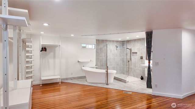 37702 27th Place, Federal Way, WA 98003