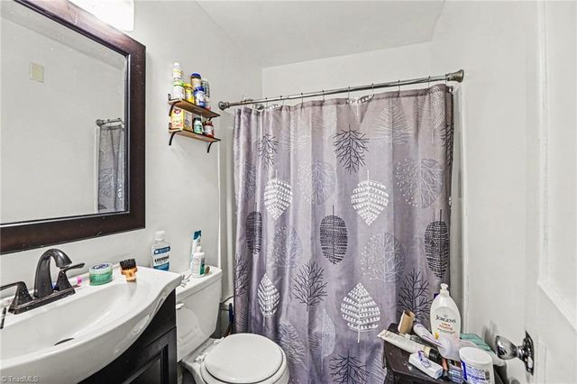 818 Hilltop Street, High Point, NC 27260