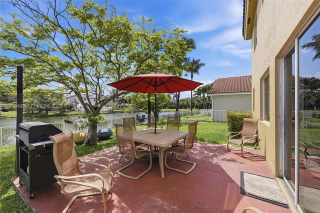 4980 SW 137th Ter, Miramar, FL 33027