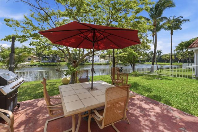 4980 SW 137th Ter, Miramar, FL 33027