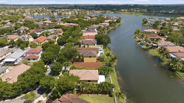 4980 SW 137th Ter, Miramar, FL 33027