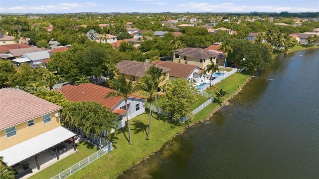 4980 SW 137th Ter, Miramar, FL 33027