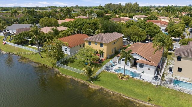 4980 SW 137th Ter, Miramar, FL 33027