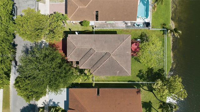 4980 SW 137th Ter, Miramar, FL 33027
