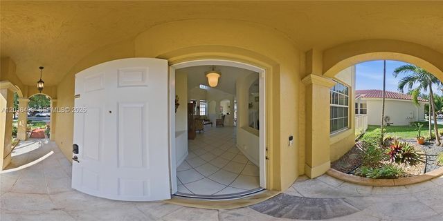 4980 SW 137th Ter, Miramar, FL 33027