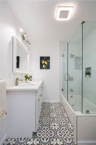 3833 Ocana Avenue, Long Beach, CA 90808