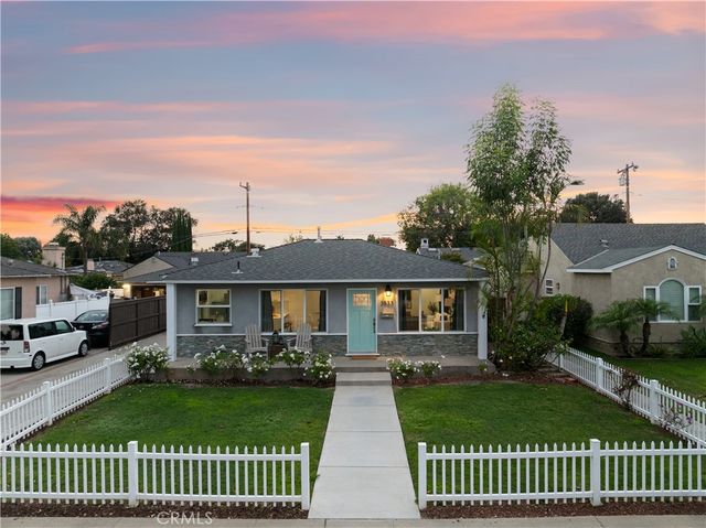 3833 Ocana Avenue, Long Beach, CA 90808