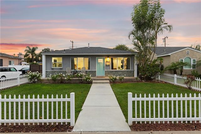 3833 Ocana Avenue, Long Beach, CA 90808