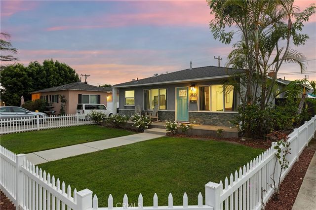 3833 Ocana Avenue, Long Beach, CA 90808