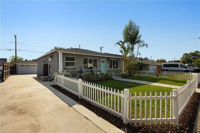 3833 Ocana Avenue, Long Beach, CA 90808