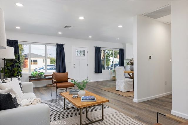 3833 Ocana Avenue, Long Beach, CA 90808