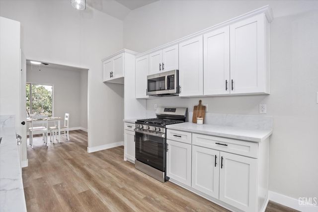 11714 Wrangler Drive, Bakersfield, CA 93314