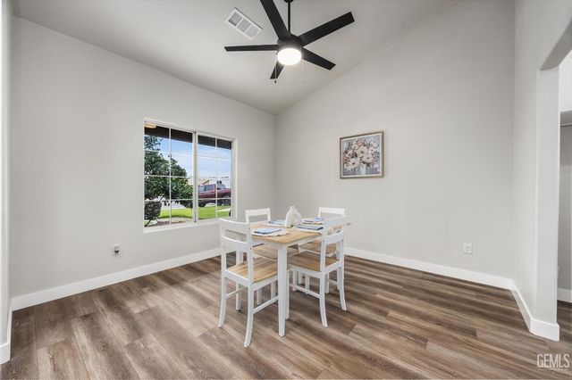 11714 Wrangler Drive, Bakersfield, CA 93314