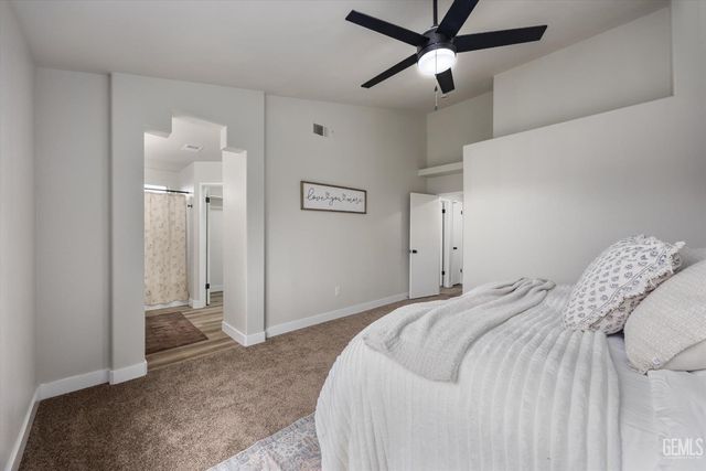 11714 Wrangler Drive, Bakersfield, CA 93314