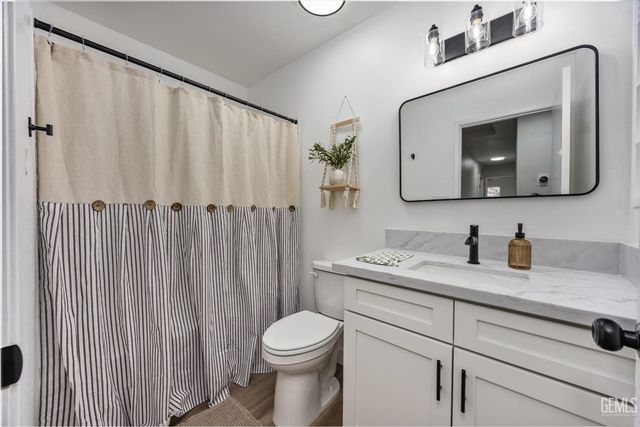 11714 Wrangler Drive, Bakersfield, CA 93314