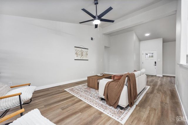 11714 Wrangler Drive, Bakersfield, CA 93314