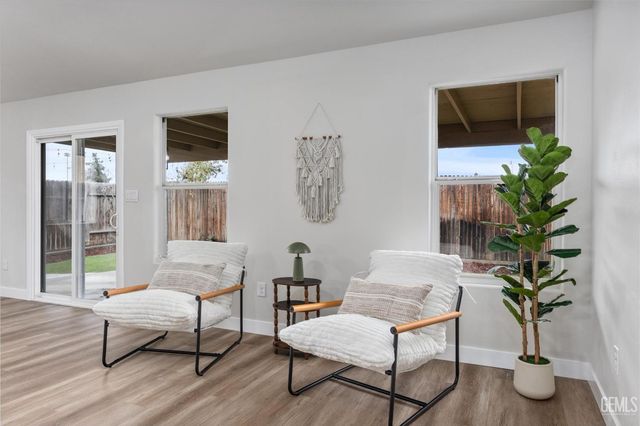 11714 Wrangler Drive, Bakersfield, CA 93314