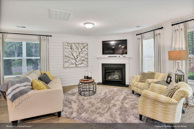 223 Central Creek Drive, Goose Creek, SC 29445