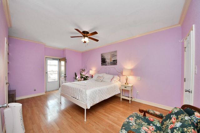 5711 Sugar Hill Drive 117, Houston, TX 77057