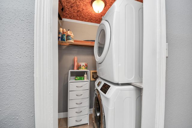 5711 Sugar Hill Drive 117, Houston, TX 77057