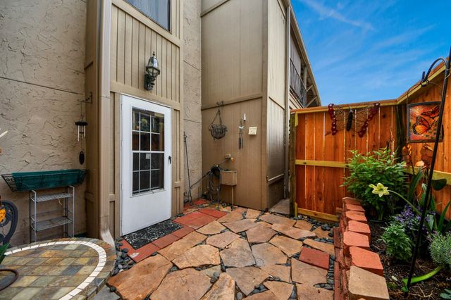 5711 Sugar Hill Drive 117, Houston, TX 77057