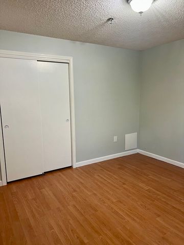 35 Prospect Street 102, Woburn, MA 01801