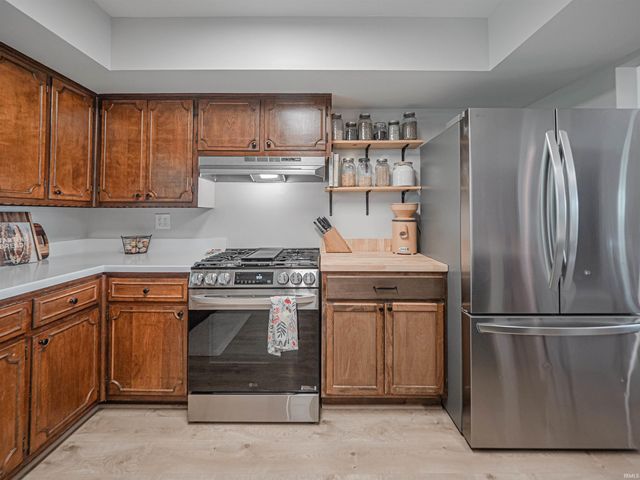 3700 Bullocktown Road, Boonville, IN 47601