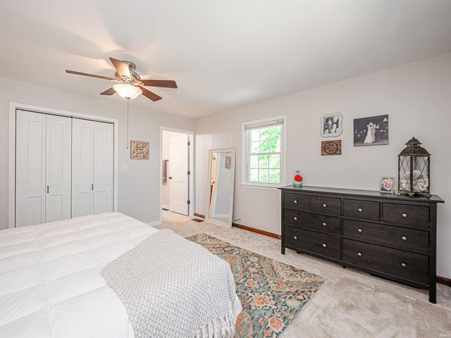 3700 Bullocktown Road, Boonville, IN 47601