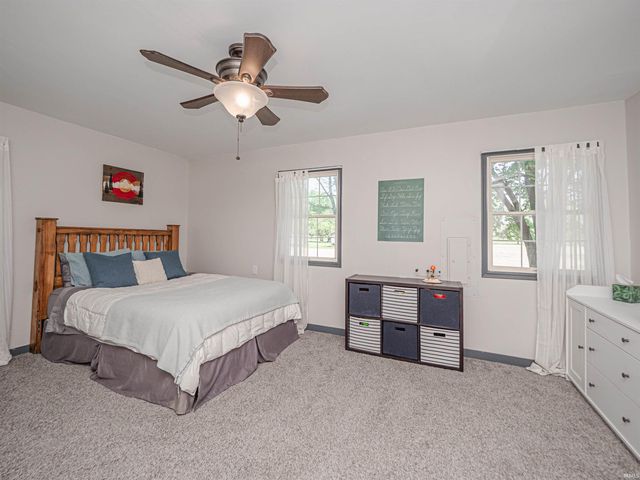 3700 Bullocktown Road, Boonville, IN 47601