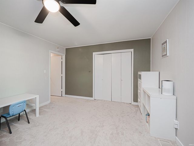 3700 Bullocktown Road, Boonville, IN 47601