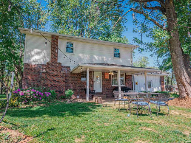 3700 Bullocktown Road, Boonville, IN 47601