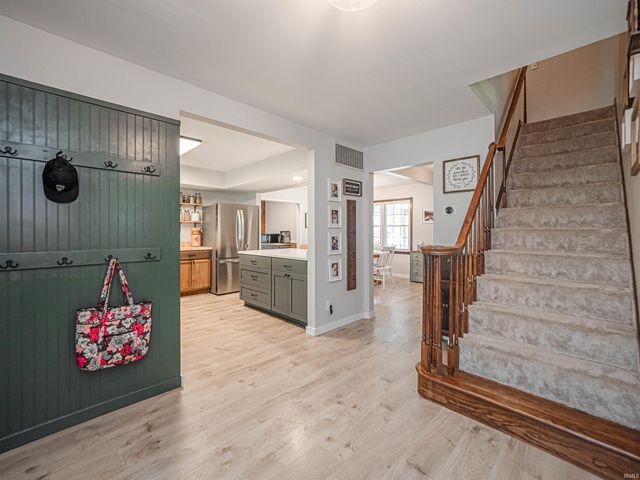 3700 Bullocktown Road, Boonville, IN 47601