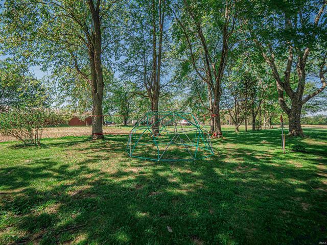 3700 Bullocktown Road, Boonville, IN 47601