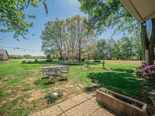 3700 Bullocktown Road, Boonville, IN 47601