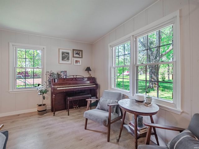 3700 Bullocktown Road, Boonville, IN 47601