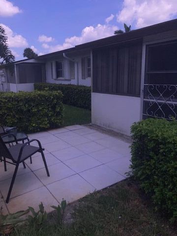 2845 E Crosley Dr Drive E D, West Palm Beach, FL 33415