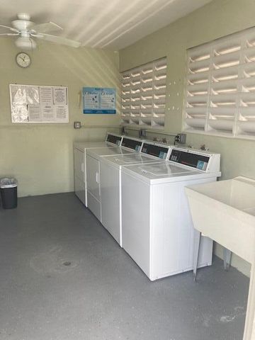 2845 E Crosley Dr Drive E D, West Palm Beach, FL 33415