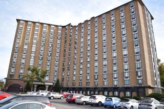 1 Renaissance Place 207, Palatine, IL 60067