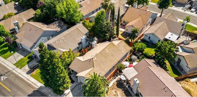 4001 Saintsbury Dr, Sacramento, CA 95834