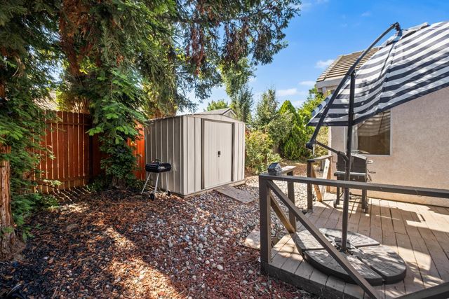 4001 Saintsbury Dr, Sacramento, CA 95834