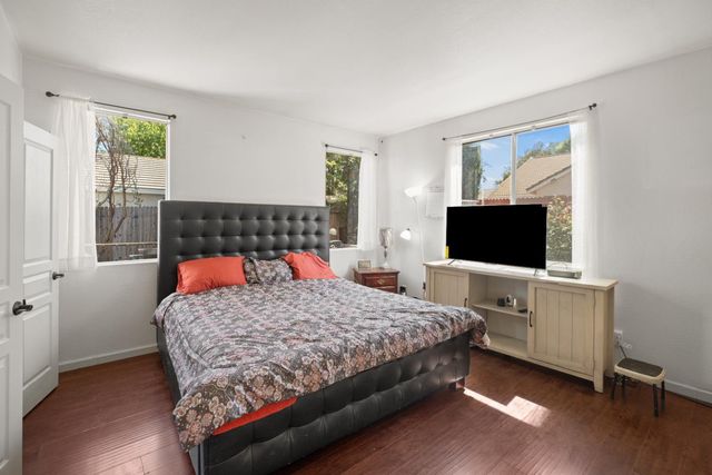 4001 Saintsbury Dr, Sacramento, CA 95834